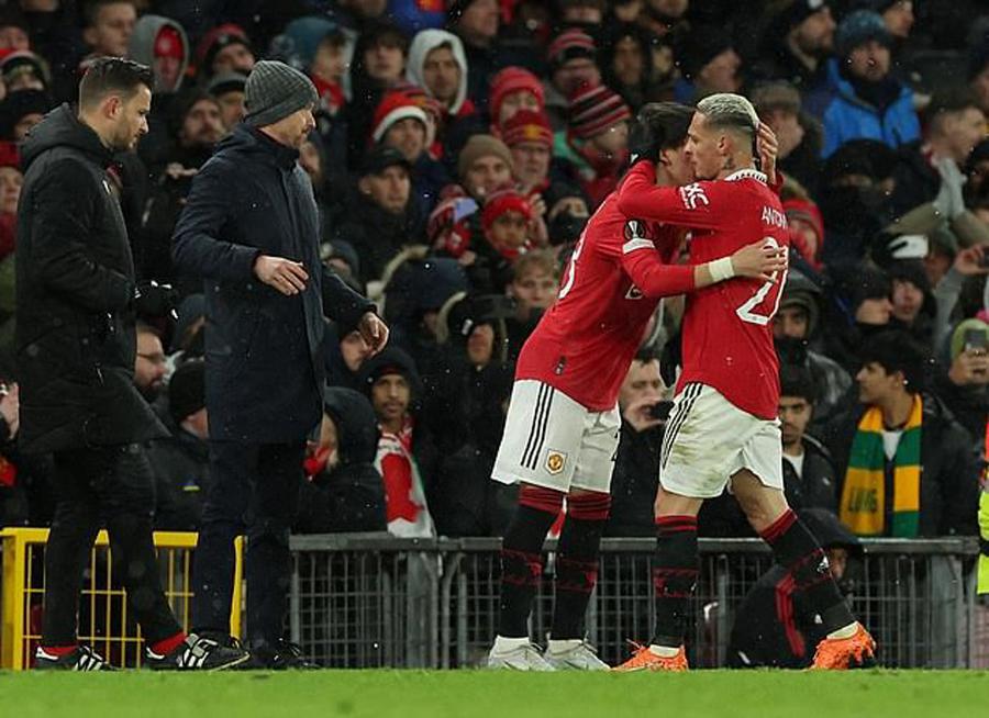 开云电竞 -转折点亚特兰大临场应变，欧联今晚攻防权衡，质疑声仍在，轮换策略成焦点 