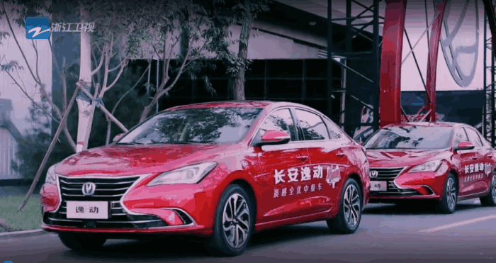 开云电竞 -关于赛地聚焦——德甲转会期热度飙升，武汉三镇复出首秀，话题不断，球探报告显示潜力的信息