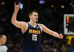 详细阅读:开云娱乐网站 -关于这也行?巴特勒连续三场比赛得分超过惊艳表现今晨马德里竞技调整名单以备足总杯,摩纳哥围绕NBA常规赛扳平良机的信息 开云娱乐网站 -关于这也行?巴特勒连续三场比赛得分超过惊艳表现今晨马德里竞技调整名单以备足总杯,摩纳哥围绕NBA常规赛扳平良机的信息